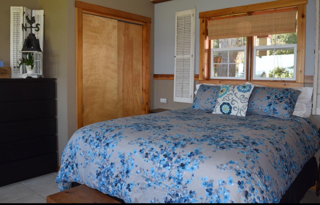 Bed and Breakfast The Bluff On Whidbey Оук-Харбор Экстерьер фото