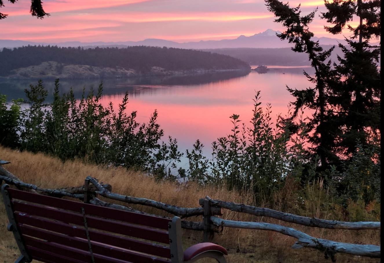 Bed and Breakfast The Bluff On Whidbey Оук-Харбор Экстерьер фото