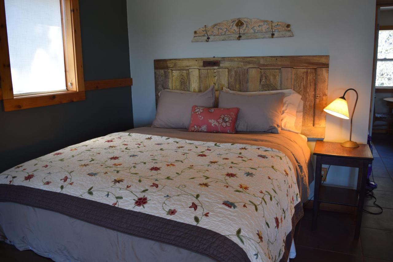 Bed and Breakfast The Bluff On Whidbey Оук-Харбор Экстерьер фото